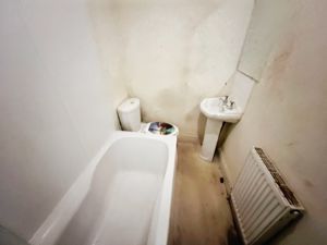 Bathroom- click for photo gallery
